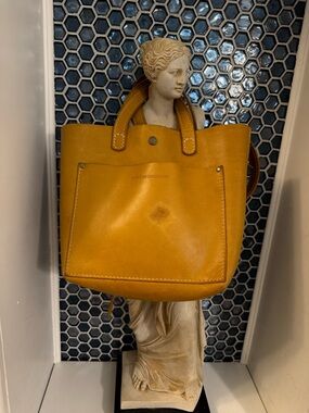 Portland Leather Company Mini Crossbody Bag in Sunflower